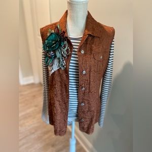 Chico’s size 3 Women's burnt Orange Vest EUC